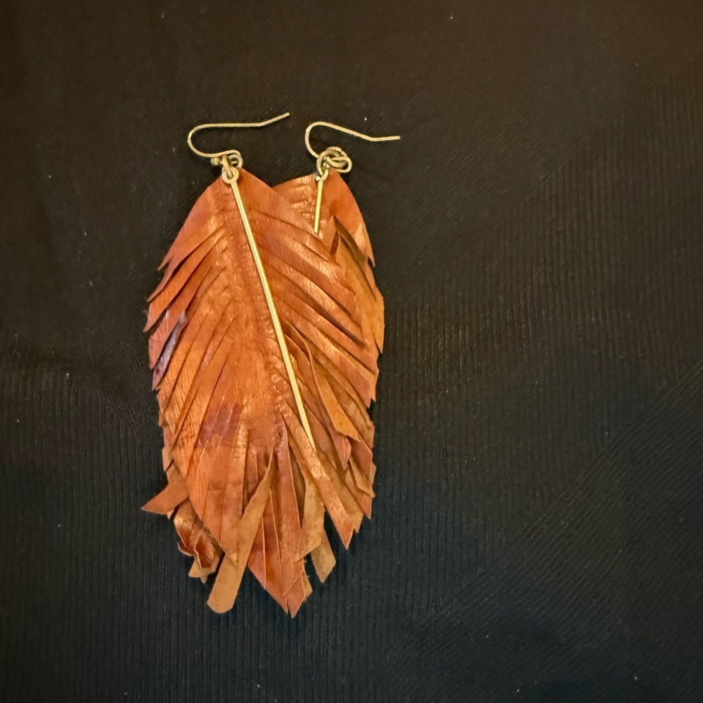 Elegant Brown leather Feather Earrings